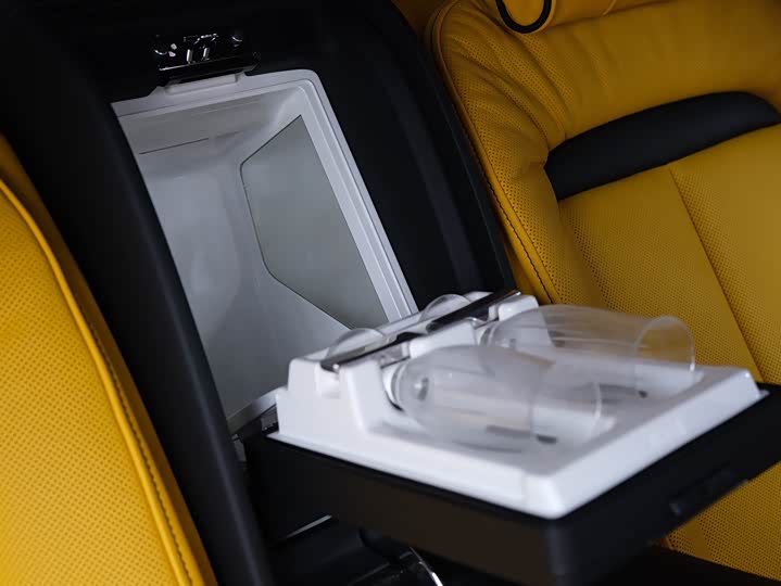 Rolls-Royce Cullinan 2024 2024款 四座版