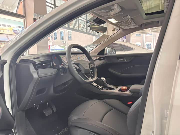 Roewe i5 2024 2024款 1.5L CVT尊荣版