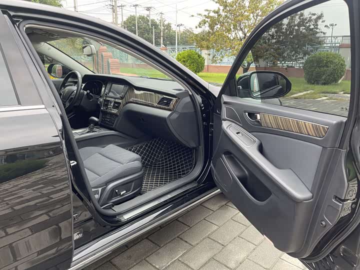 Hongqi H7 2021 2021款 1.8T 舒适版