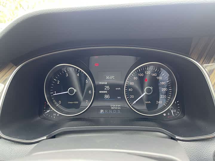 Hongqi H7 2021 2021款 1.8T 舒适版