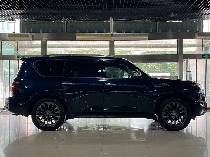 Nissan Armada 2023 2023款 ARMADA 5.6L 无敌舰队旗舰版