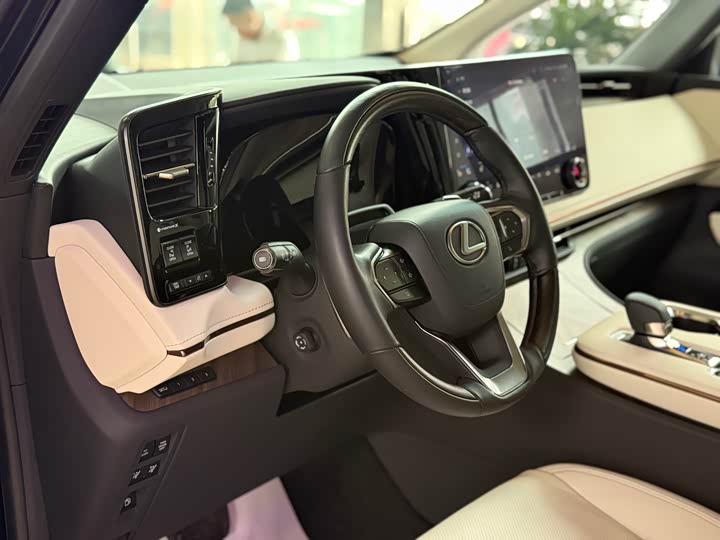 Lexus LM 2023 2023款 350h 七座隽雅版