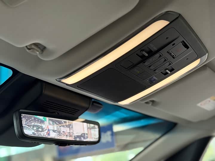 Lexus LM 2023 2023款 350h 七座隽雅版