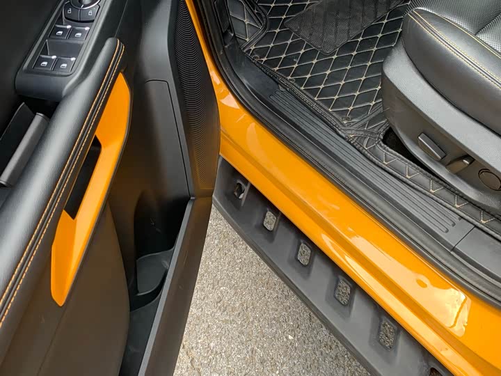 Ford Ranger 2023 2023款 野地四驱自动版 柴油