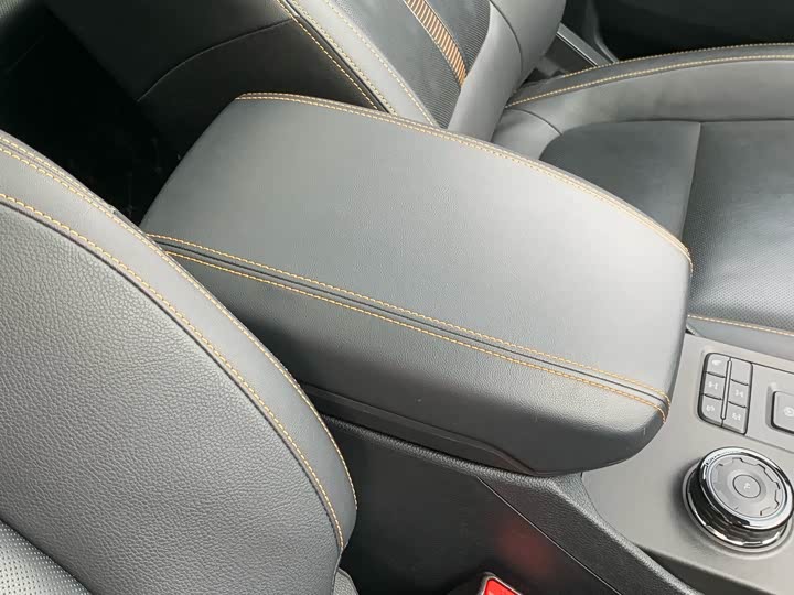 Ford Ranger 2023 2023款 野地四驱自动版 柴油