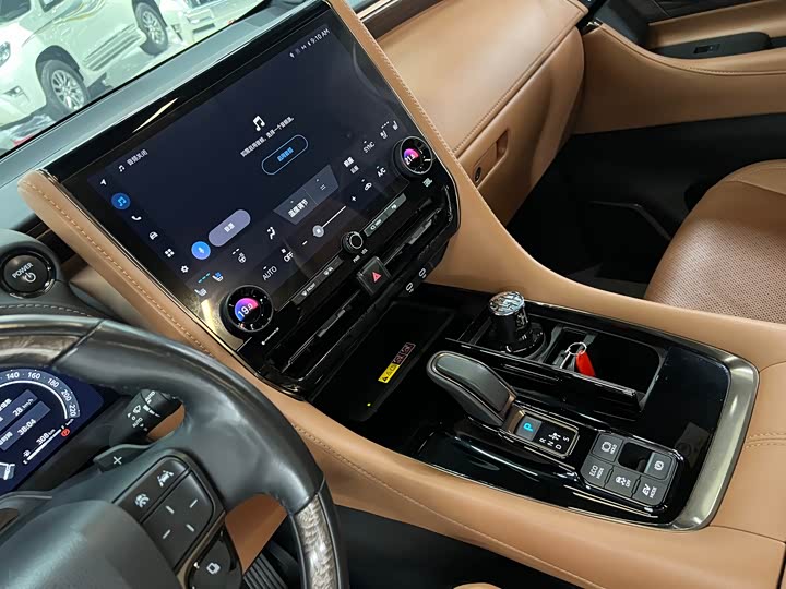 Toyota Alphard 2024 2024款 双擎 2.5L 尊贵版