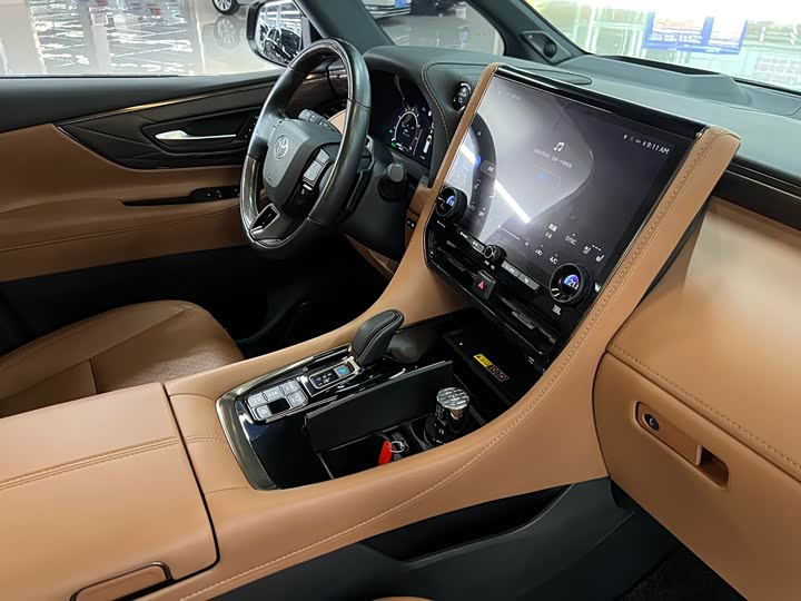 Toyota Alphard 2024 2024款 双擎 2.5L 尊贵版