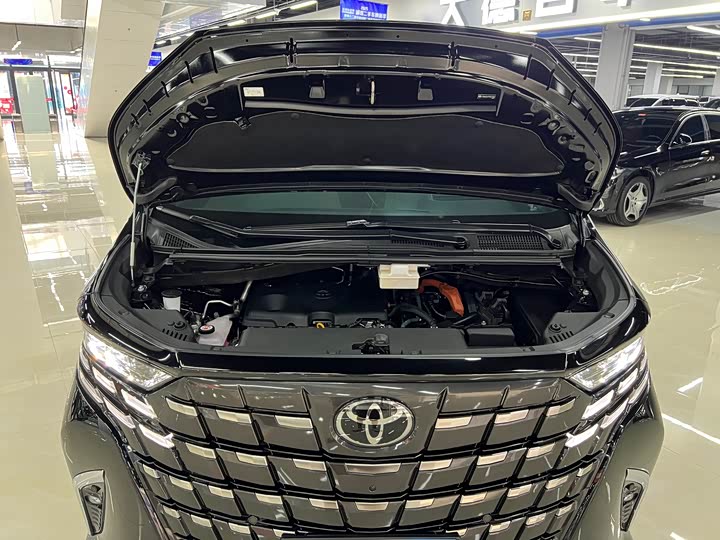 Toyota Alphard 2024 2024款 双擎 2.5L 尊贵版