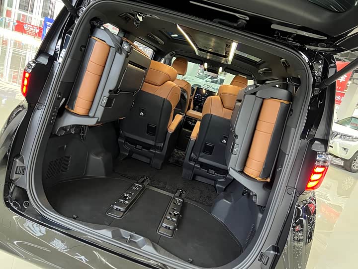 Toyota Alphard 2024 2024款 双擎 2.5L 尊贵版