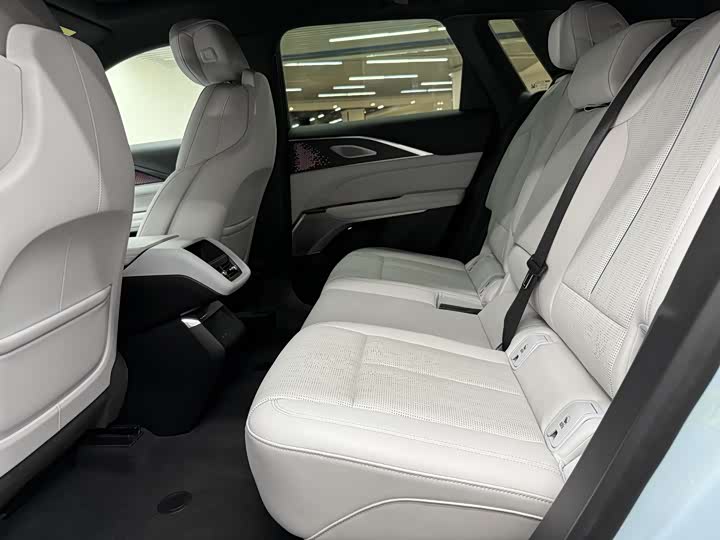 Cadillac Lyriq 2022 2022款 后驱长续航豪华版