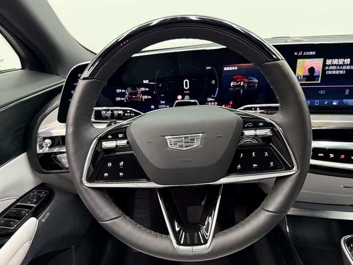 Cadillac Lyriq 2022 2022款 后驱长续航豪华版