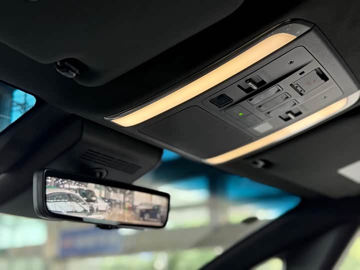 Lexus LM 2023 2023款 500h 六座尊崇版