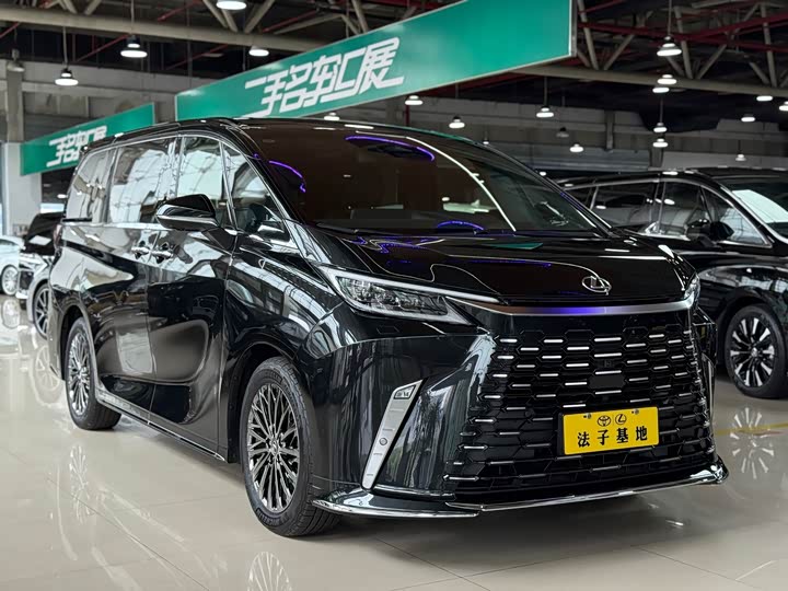 Lexus LM 2023 2023款 500h 六座尊崇版