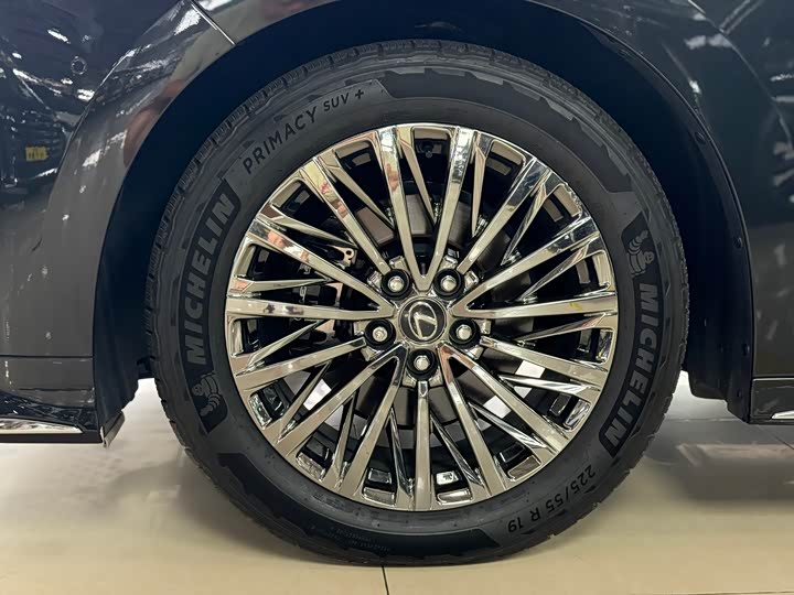 Lexus LM 2023 2023款 500h 六座尊崇版