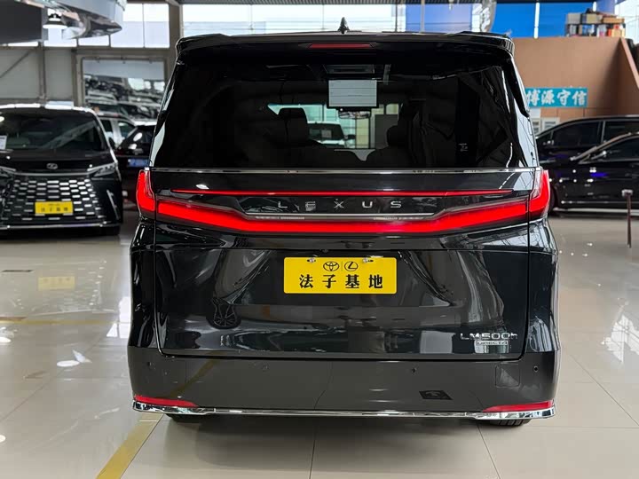 Lexus LM 2023 2023款 500h 六座尊崇版