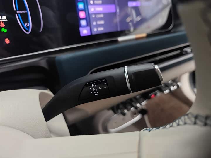 Ora Good Cat (03) 2023 2023款 401km标准续航 豪华型 磷酸铁锂