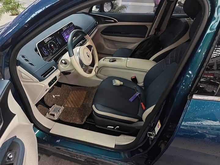 Ora Good Cat (03) 2023 2023款 401km标准续航 豪华型 磷酸铁锂