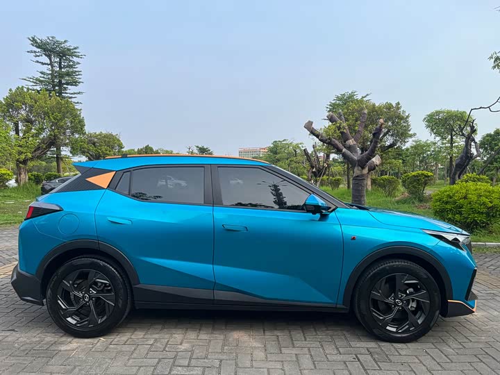 GAC Trumpchi GS3 2023 2023款 影速 270T R-STYLE版