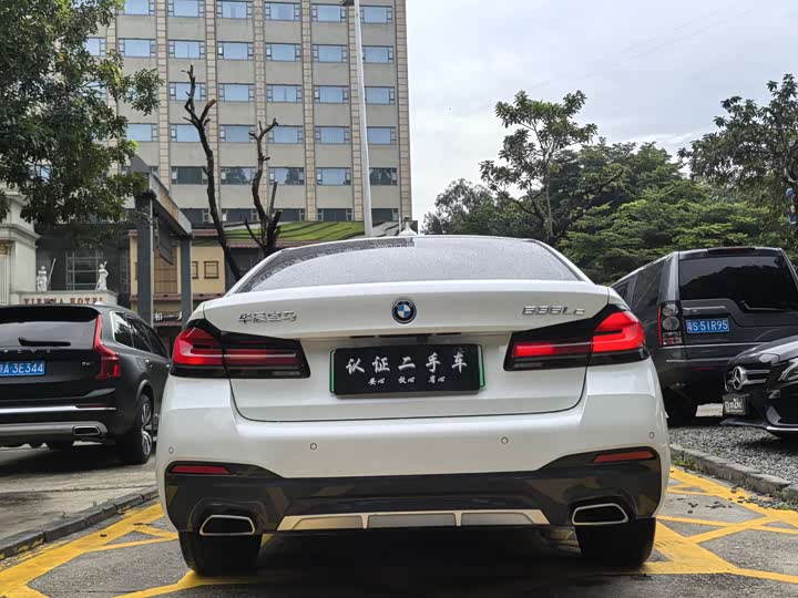BMW 5 Series Hybrid 2022 2022款 改款 535Le M运动套装