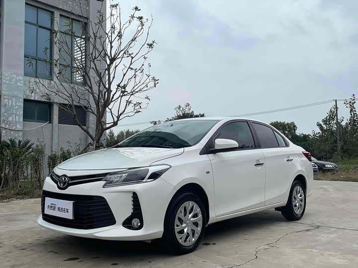 Toyota Vios 2022 2022款 1.5L 20周年纪念版