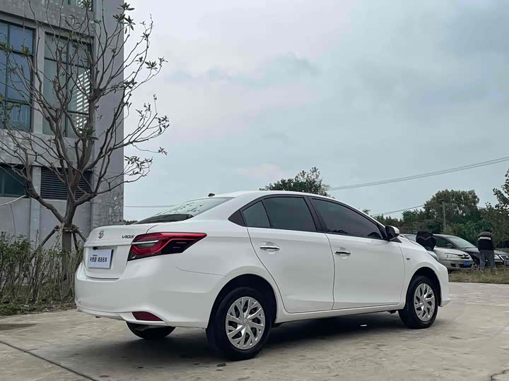 Toyota Vios 2022 2022款 1.5L 20周年纪念版