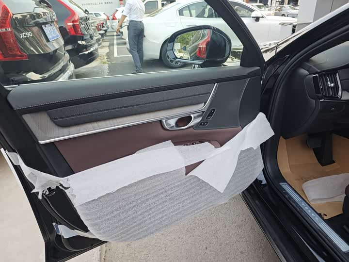 Volvo S90 2026 2026款 B5 智逸豪华版