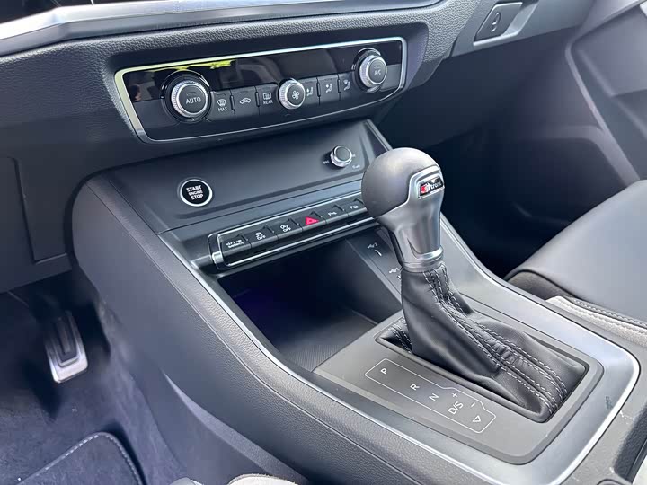 Audi Q3 2024 2024款 40 TFSI 时尚动感型