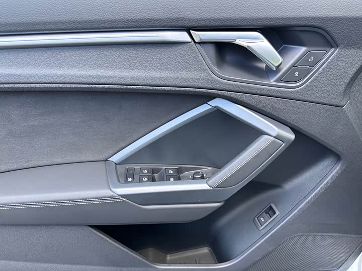 Audi Q3 2024 2024款 40 TFSI 时尚动感型