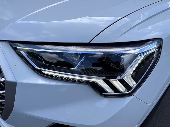 Audi Q3 2024 2024款 40 TFSI 时尚动感型