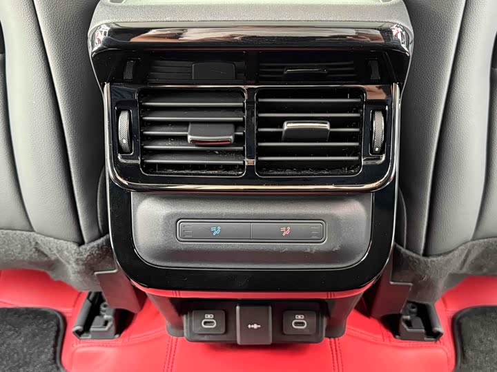 Land Rover Range Rover Evoque L 2024 2024款 揽胜极光L SE 驭光尊耀版