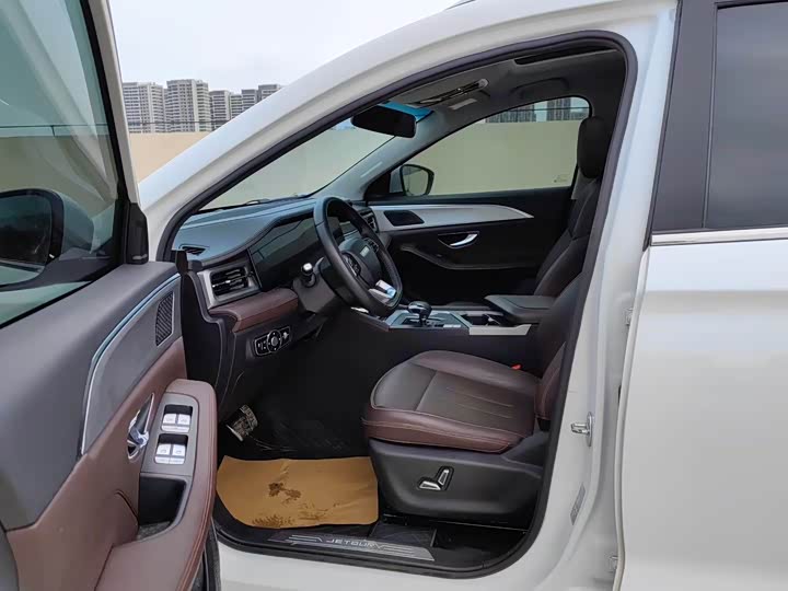 Jetour X90 Plus 2023 2023款 1.6TD DCT别墅 5座