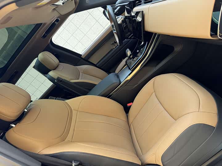 Land Rover Range Rover Sport 2024 2024款 400PS Dynamic SE