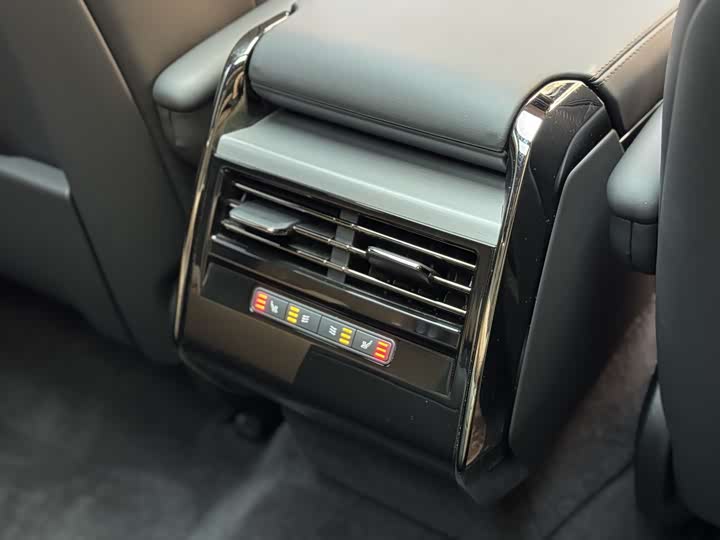 Land Rover Range Rover Sport 2024 2024款 400PS Dynamic SE