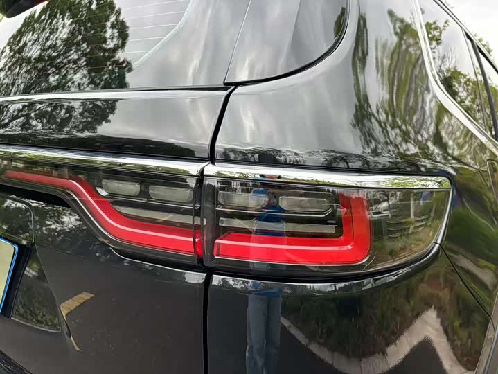 Jeep Grand Commander 2022 2022款 2.0T 两驱豪华版