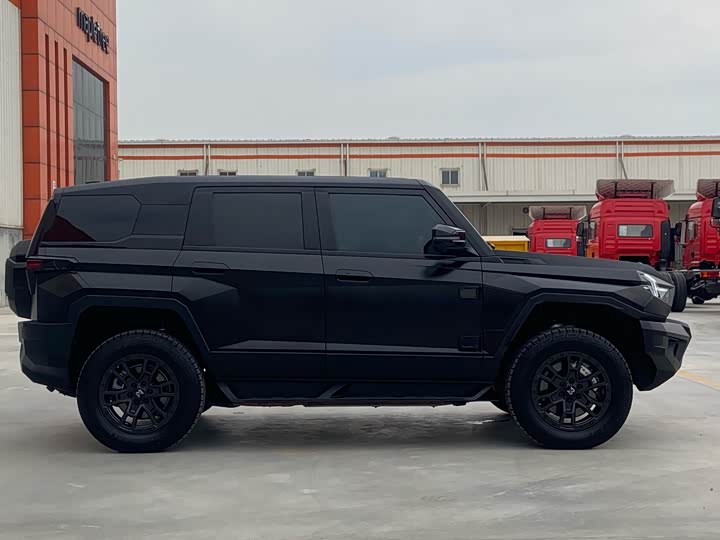 Dongfeng Mengshi M-Hero 917 2023 2023款 增程基础版