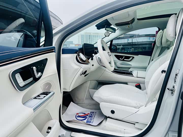 Mercedes-Benz EQE SUV 2023 2023款 350 4MATIC 先锋版