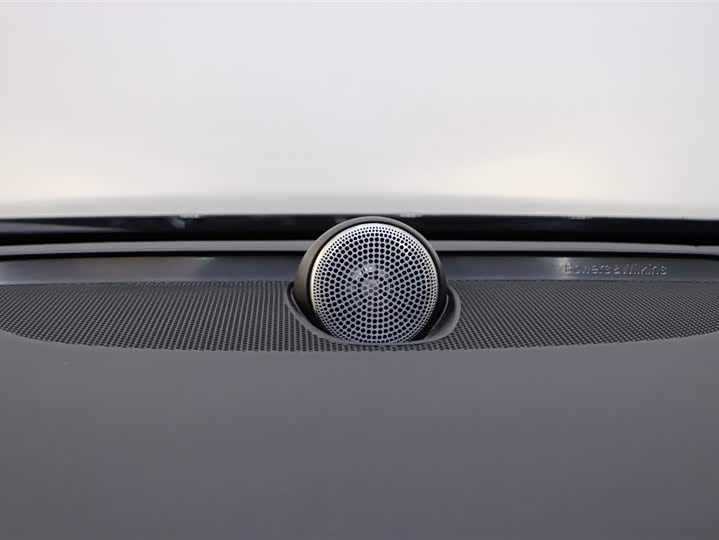 Volvo S90 Hybrid 2024 2024款 插电式混动 四驱长续航智雅豪华版