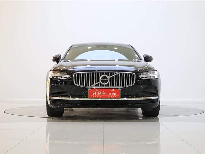 Volvo S90 Hybrid 2024 2024款 插电式混动 四驱长续航智雅豪华版