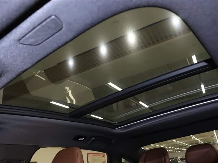 Volvo S90 Hybrid 2024 2024款 插电式混动 四驱长续航智雅豪华版