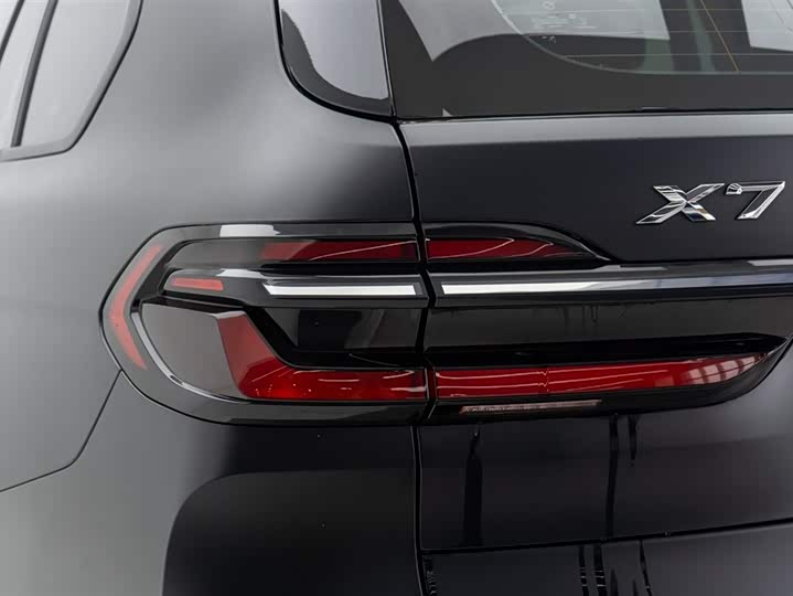 BMW X7 2023 2023款 xDrive40i 领先型豪华套装