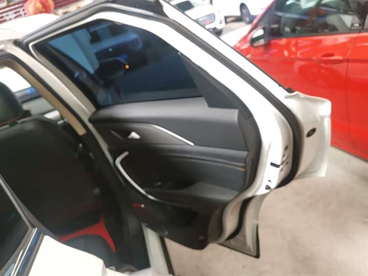 Bestune T77 2023 2023款 1.5T 自动豪华型