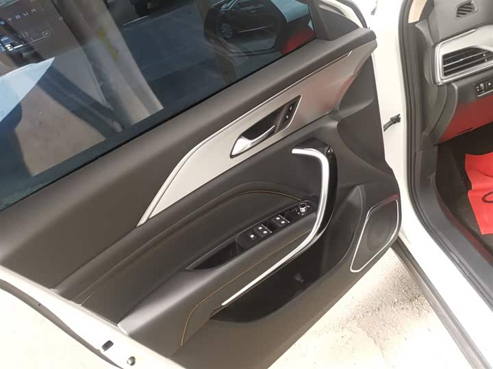 Bestune T77 2023 2023款 1.5T 自动豪华型