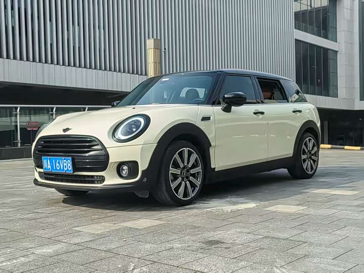 Mini Clubman 2023 2023款 1.5T COOPER 鉴赏家