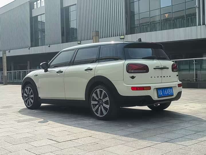 Mini Clubman 2023 2023款 1.5T COOPER 鉴赏家