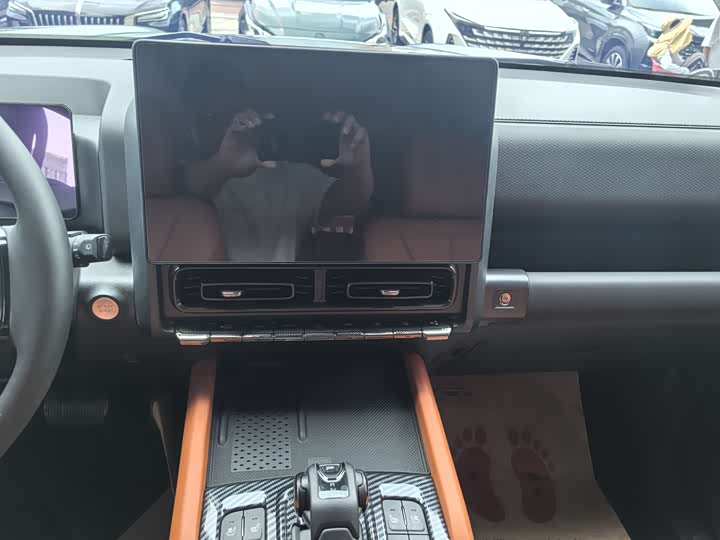 Haval H9 2024 2024款 2.0T 汽油四驱极境版