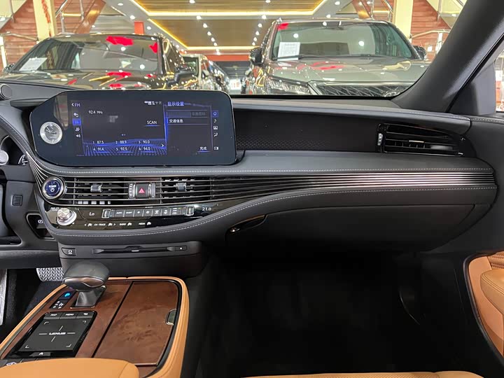 Lexus LS 2021 2021款 500h 卓越版