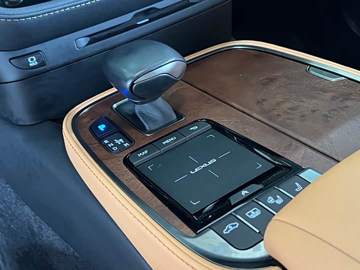 Lexus LS 2021 2021款 500h 卓越版