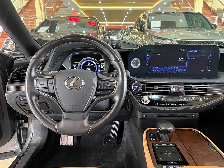 Lexus LS 2021 2021款 500h 卓越版