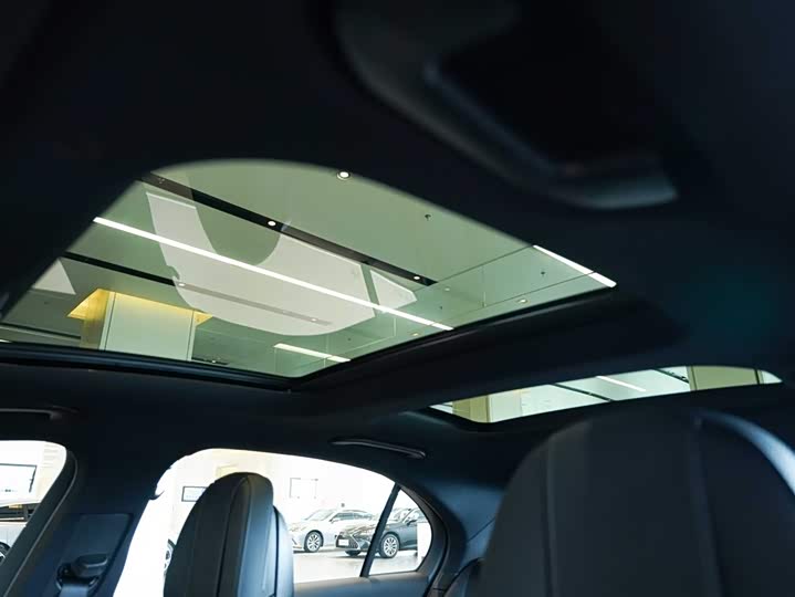 Mercedes-Benz C-Class Hybrid 2024 2024款 C 350 eL