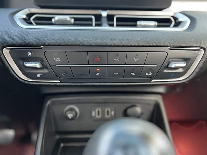 Great Wall King Kong Poer 2022 2022款 2.0T手动柴油四驱精英型长箱GW4D20M